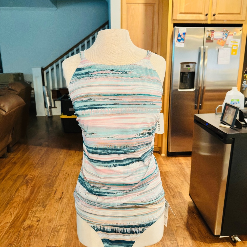 NWT Jantzen 2 pc Tankini, top sz 12, bottom sz 14